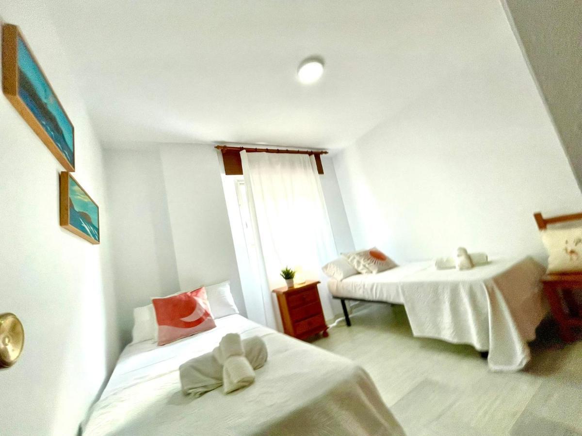 Apartment Gatu Sol, Junto A La Playa , Piscina, 2 Banos, Aire Cc, Terraza, 