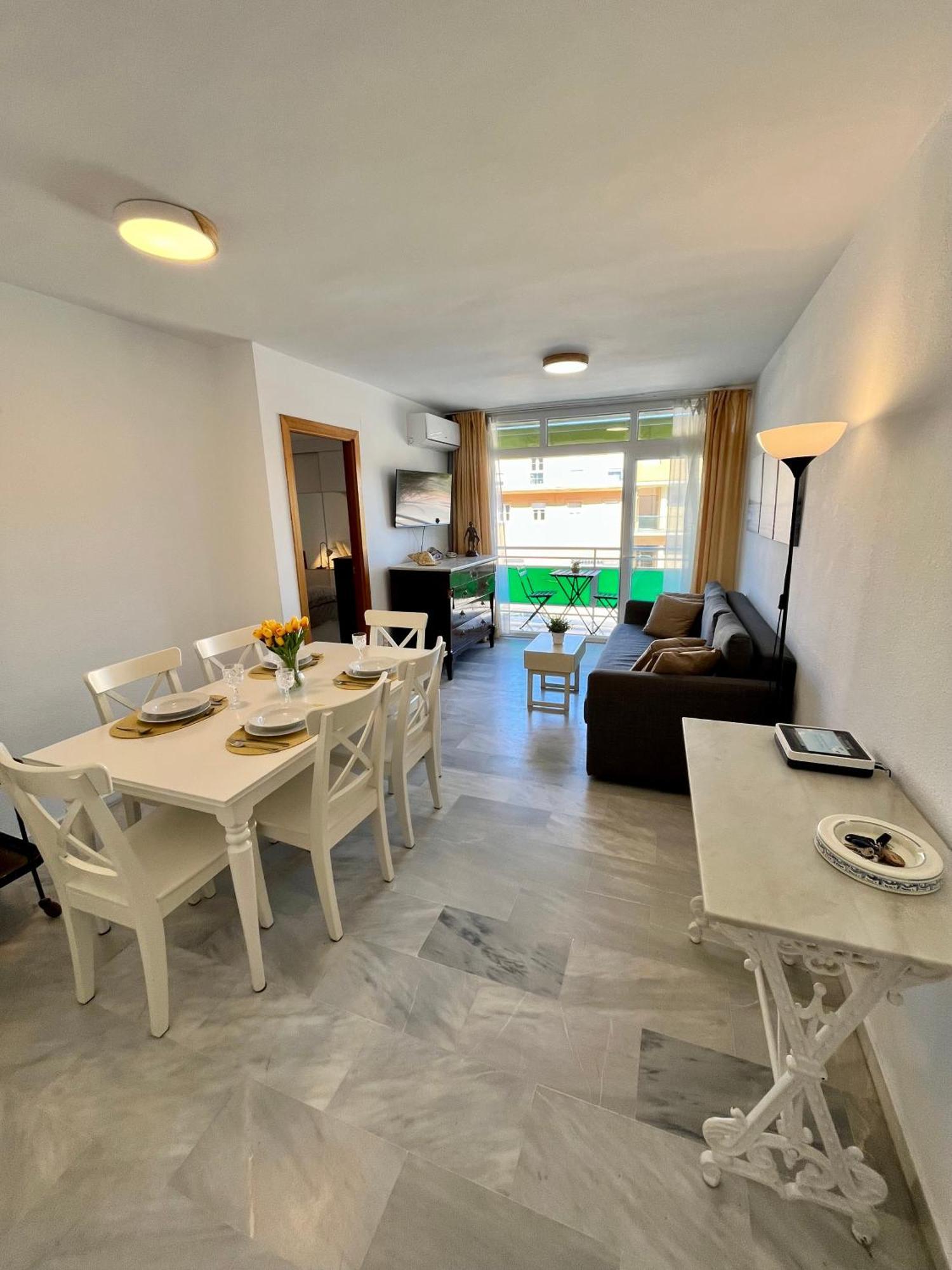 Gatu Sol, Junto A La Playa , Piscina, 2 Banos, Aire Cc, Terraza, 